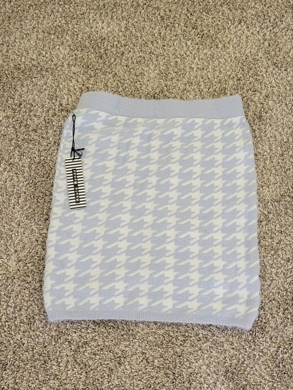 Houndstooth Knit Skirt in Perwinkle Blue and White